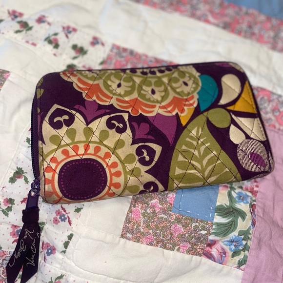 (Vera Bradley) Plum Crazy Accordion Wallet - Picture 2 of 9